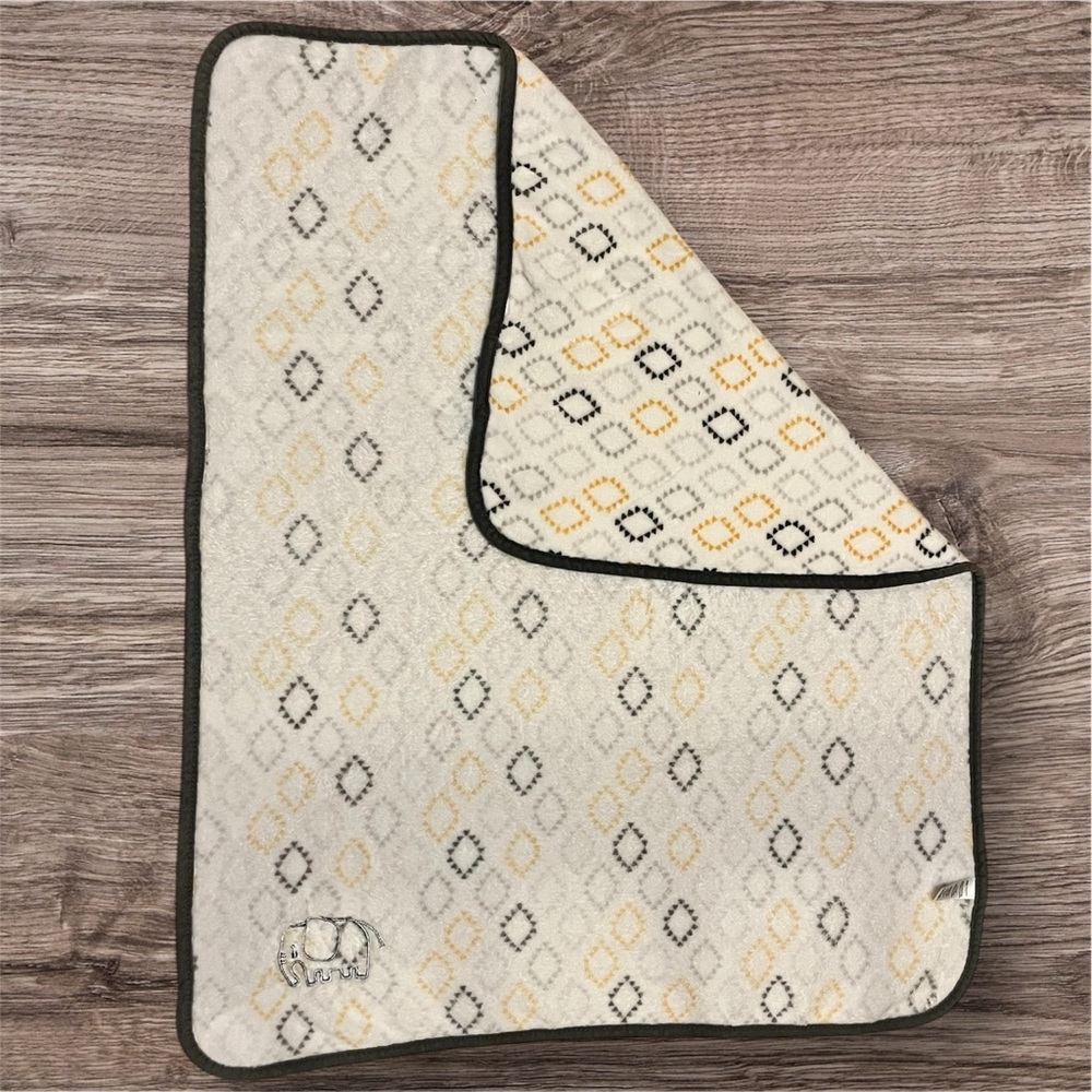 Patterned Baby Blanket with Elephant Design